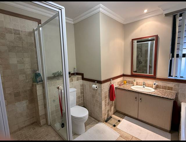 2 BEDROOM APARTMENT FOR SALE IN NEWLANDS